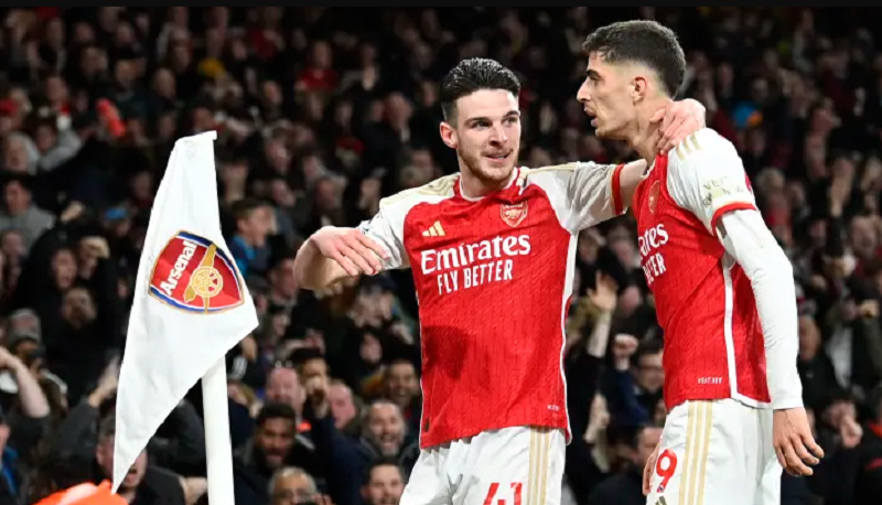 Gary Neville chỉ ra cách để Arsenal vô địch