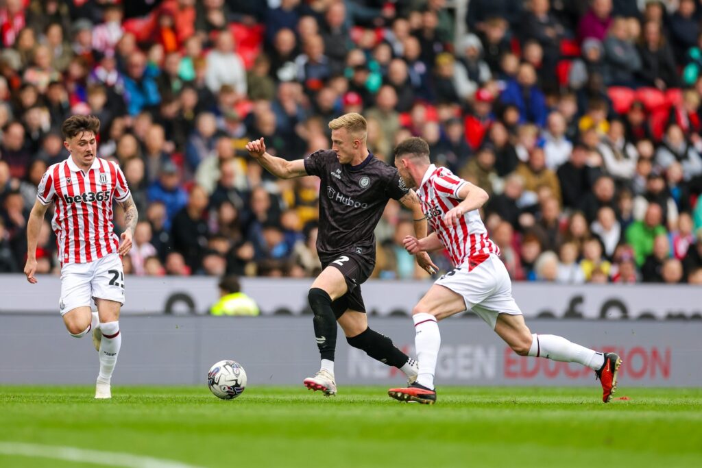 Nhận định soi kèo Bristol vs Stoke lúc 02h45 ngày 13/2/2025 nhan-dinh-soi-keo-bristol-vs-stoke-luc-02h45-ngay-13-2-2025-1